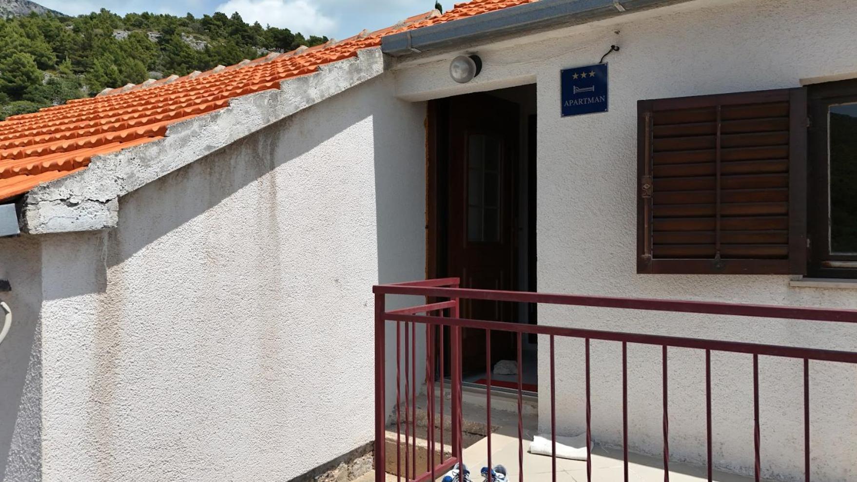 Apartman Bernardica Bol Zewnętrze zdjęcie